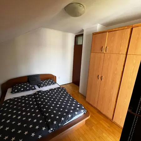 Διαμέρισμα Hostel Tuzla Τούζλα
